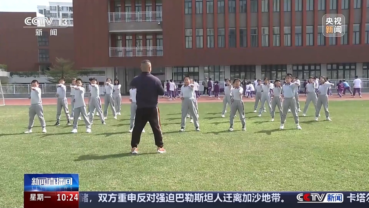 使他在音乐